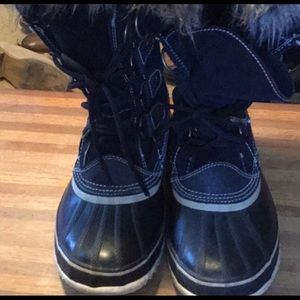 Sorel Waterproof Snow Boots- Great Used Condition